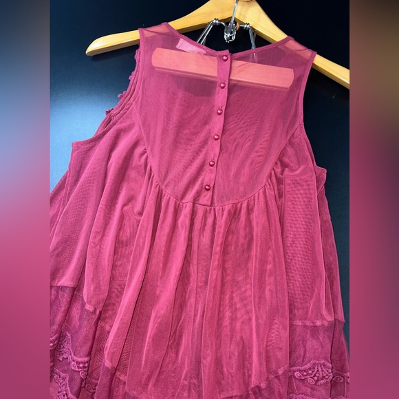 Altar’d State BabyDoll Crochet & mesh Sleeveless Top in Burgundy Size Small EUC - Picture 7 of 7